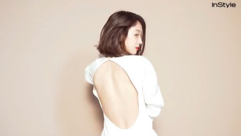 월화드라마 '마녀의 법정' 정려원의 과감한 화보 '마이듬 예쁘다~'