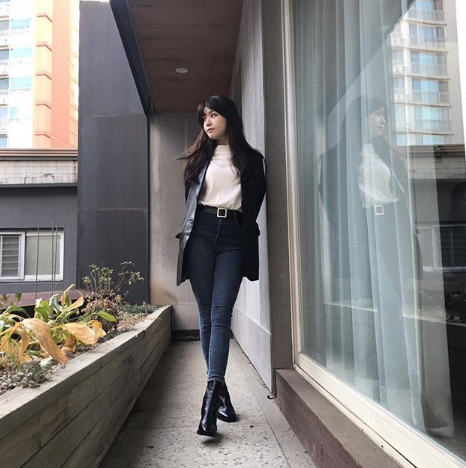 ‘테라M’ 모델 걸스데이 민아 일상 공개...“길어도 너무 긴 다리”