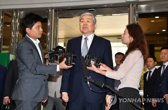 검찰, ‘조양호 자택공사 비리’ 한진 고문에 징역 3년 구형