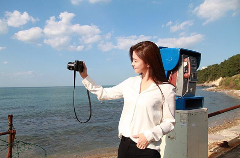 ‘언터처블’ 경수진, 바닷가에서 멋드러진 포즈...“윤정혜도 예뻐~!”