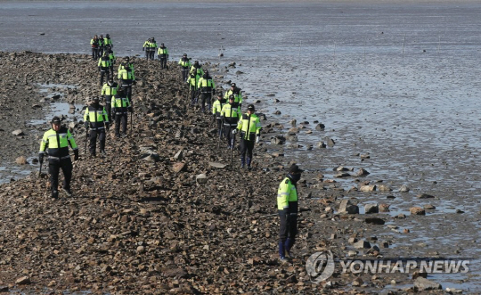 5일 오전 인천 영흥도 해상서 시신 1구가 발견됐다.