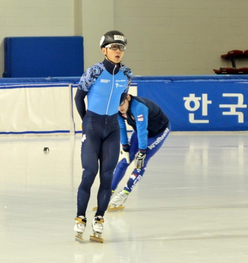 러시아 쇼트트랙 대표팀 빅토르 안이 6일 서울 송파구 한국체육대학교 빙상장에서 훈련하고 있다. /연합뉴스