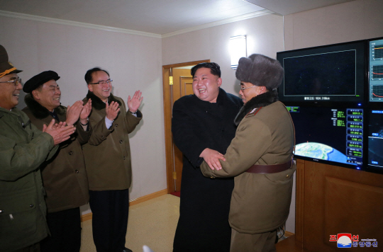 정부, '북한 도발 단호 대응' 내일자로 추가 독자제재