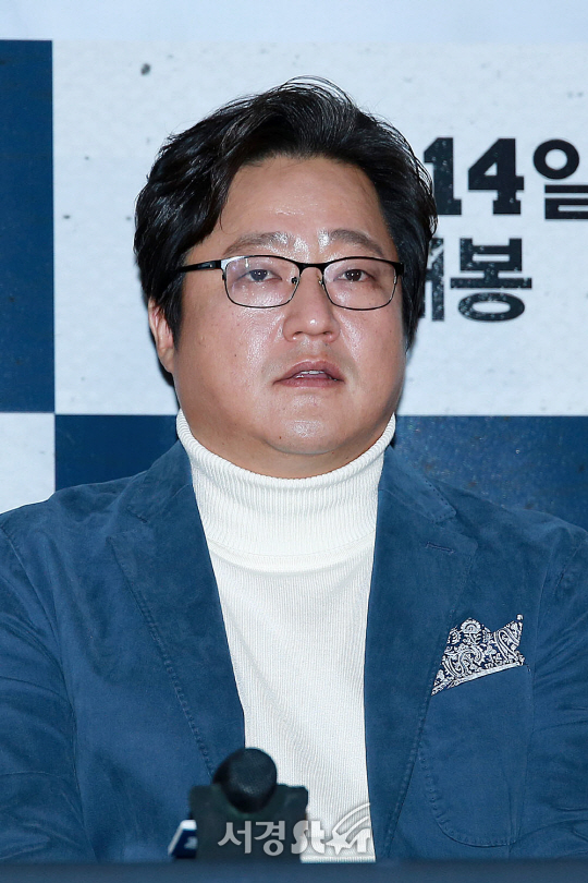 배우 곽도원이 11일 오후 서울 용산구 CGV 용산아이파크몰에서 열린 영화 ‘강철비’ 언론시사회에 참석했다.