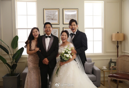 추자현·우효광 행복한 가족사진 “당신을 닮아가는 것에 한치의 부끄러움 없다” 감동 스토리