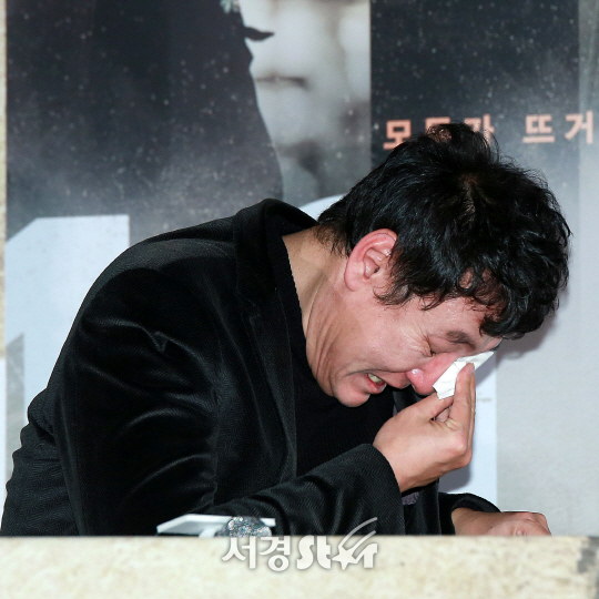 장준환 감독이 13일 오후 용산구 CGV용산아이파크몰에서 열린 영화 ‘1987’ 언론시사회에 참석했다.