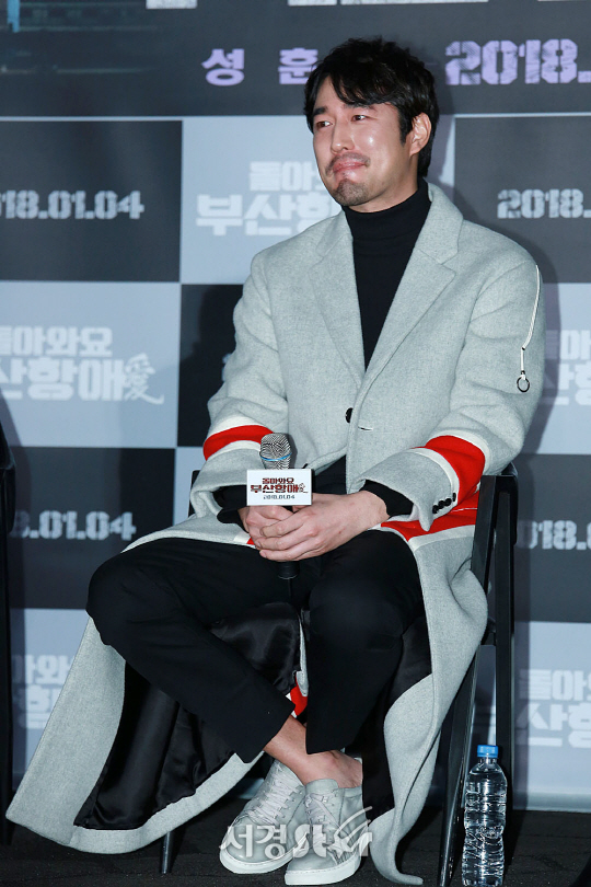 배우 조한선이 15일 오후 서울 광진구 자양동 롯데시네마 건대입구에서 열린 영화 ‘돌아와요 부산항애(愛)’ 제작보고회에 참석했다.