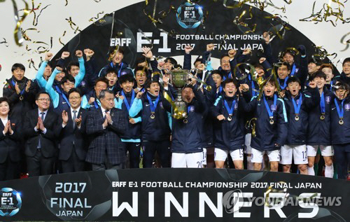 16일 ‘2017 동아시아축구연맹(EAFF) E-1 챔피언십’ 남자부 최종 3차전에서 한국이 4대 1로 일본에 대승을 거뒀다./연합뉴스