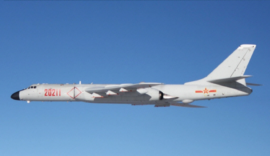 18일 한국방공식별구역(KADIZ)을 ‘침범’한 중국 H-6 폭격기와 동형 기체./서울경제DB