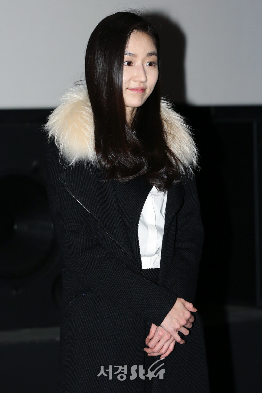 배우 안미나가 18일 오후 서울 서초구 메가박스 센트럴에서 진행된 영화 ‘강철비’ 무대인사 행사에 참석해 관객과의 시간을 갖고 있다.