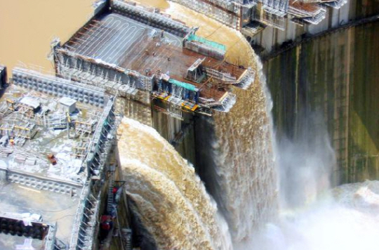 에티오피아가 나일강 수단과의 국경 부근에서 건설 중인 아프리카 최대 규모의 ‘그랜드 에티오피아 르네상스 댐’ 건설 현장 /트위터 캡쳐