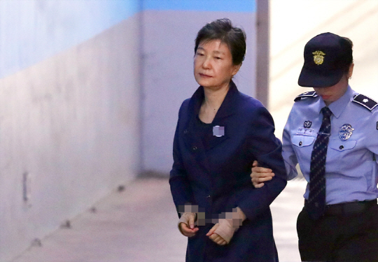 박근혜 전 대통령 재판에 대기업 총수들이 증인으로 소환됐다./연합뉴스