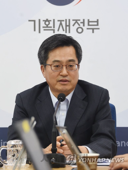 김동연 부총리 “국민 삶의 질 높이는 데 최우선'