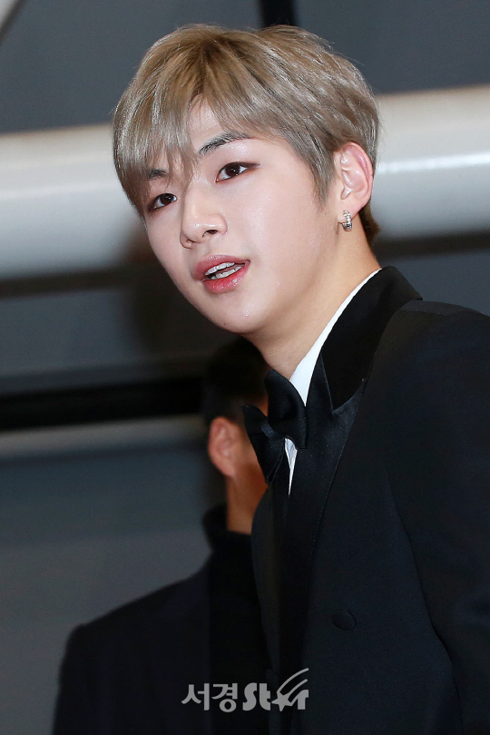 워너원 강다니엘, 심쿵 비주얼로 입장 (2017 KBS가요대축제)