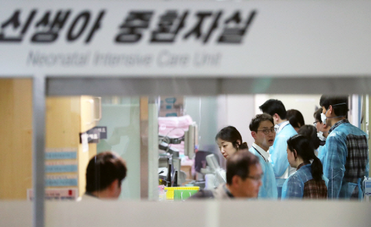 경찰은 지난주 간호사들 소환조사에 이어 이번주는 전공의 위주로 조사한다고 밝혔다./서울경제DB