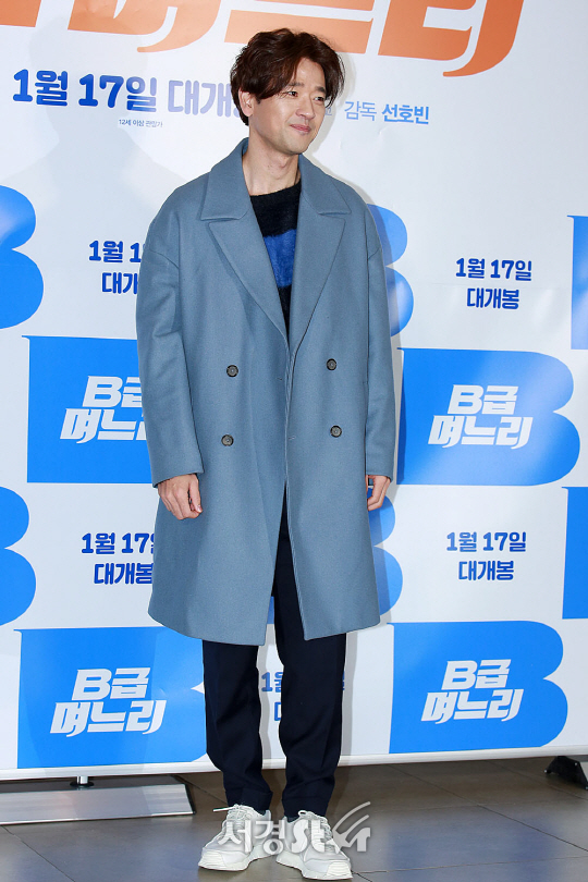 배우 배수빈이 4일 오후 서울 광진구 자양동 건대입구 롯데시네마에서 열린 영화 ‘B급 며느리‘ VIP시사회에 참석했다.