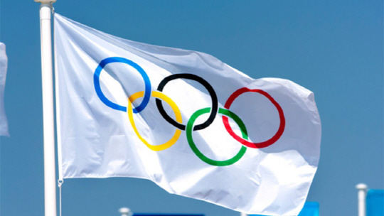 IOC는 북한의 평창 동계올림픽 참가를 유엔의 대북제재를 존중하는 선에서 지원하고 있다고 밝혔다./서울경제DB