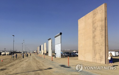 트럼프 행정부, 멕시코 국경장벽 건설에 180억 달러 예산 추진