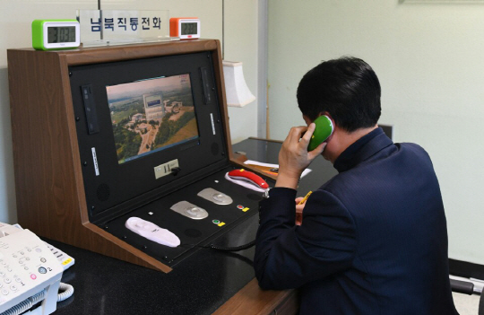 남북 고위급회담 조명균 장관 등 '5인 대표단' 검토…북한은 누가 나오나