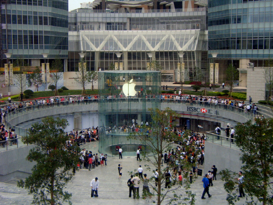 중국 상하이의 애플스토어/위키피디아
