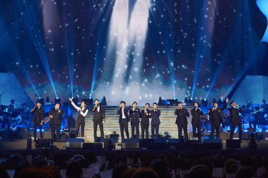 '팬텀싱어2' 서울 콘서트, 매진 행진 이어가며 성료..'12명의 열기'