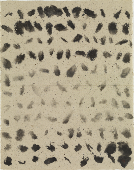 서세옥 ‘점의 변주’ 1959년, 닥지에 수묵, 95x73.5cm /사진제공=국립현대미술관