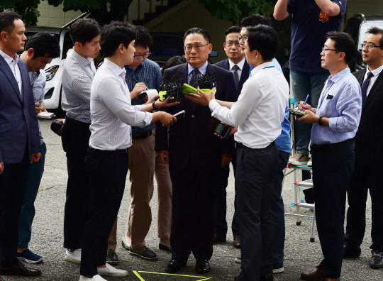 작년 8월 박찬주 육군 제2작전사령관(대장)이 서울 용산구 국방부 검찰단에 피의자 신분으로 출석한 모습./연합뉴스