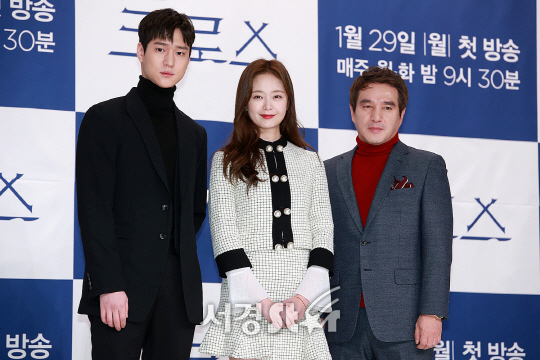25일 오후 2시 서울 영등포구 타임스퀘어 아모리스홀에서는 tvN 새 월화드라마 ‘크로스’의 제작발표회가 열렸다/사진=지수진기자