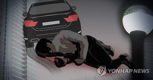 사망사고를 낸 뒤 도로에 차를 버리고 도주한 20대가 경찰에 붙잡혔다./ 연합뉴스