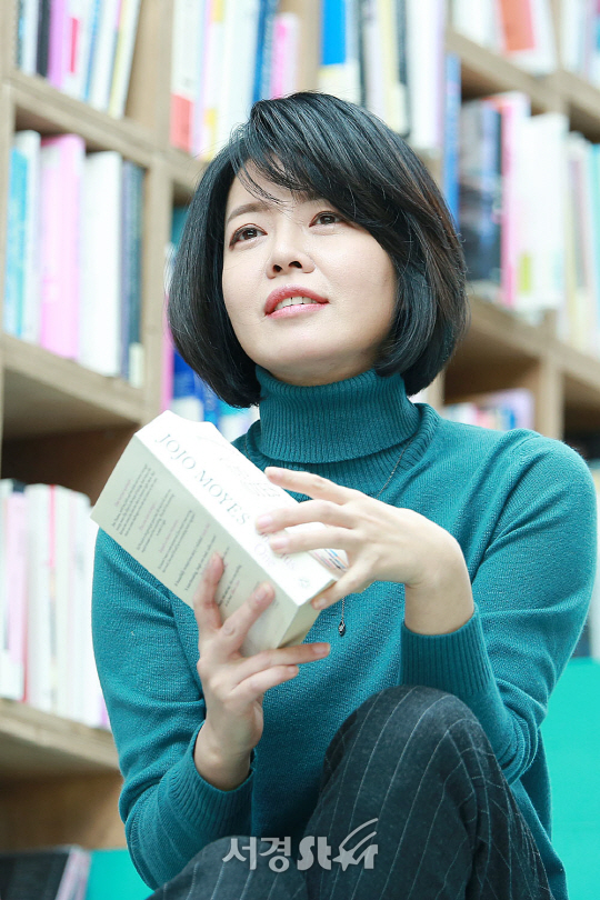 연극 리차드 3세에서 엘리자베스 왕비역을 맡은 배우 김여진/사진=지수진 기자
