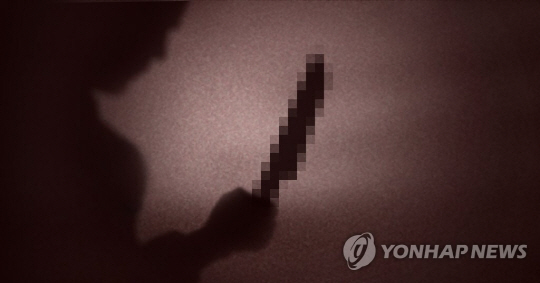 오씨는 경찰에서 “김씨가 평소 생활관에서 담배를 주지 않아 살해하려고 했다”고 진술했다./연합뉴스