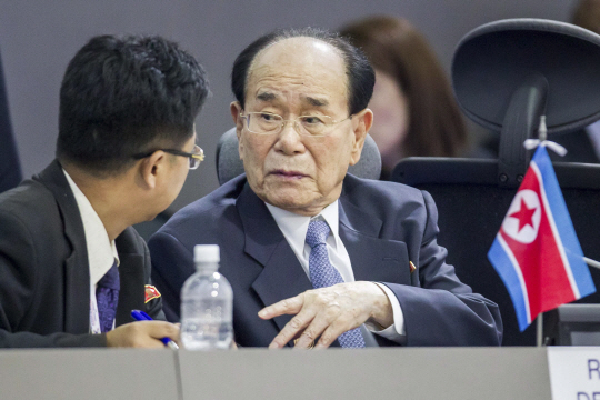 북한은 4일 평창 동계올림픽 기간 방남할 고위급대표단을 김영남 최고인민회의 상임위원장이 이끈다고 밝혔다./연합뉴스