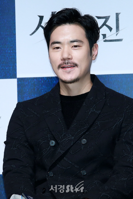 배우 김강우가 6일 오후 서울 강남구 압구정 CGV에서 열린 영화 ‘사라진 밤’ 제작보고회에 참석했다. /사진=지수진 기자