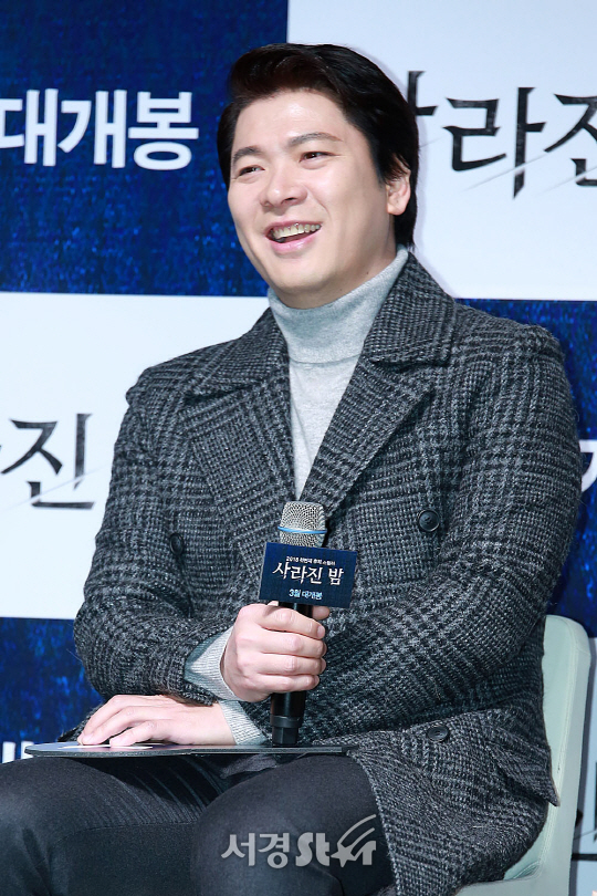 배우 김상경이 6일 오후 서울 강남구 압구정 CGV에서 열린 영화 ‘사라진 밤’ 제작보고회에 참석했다.