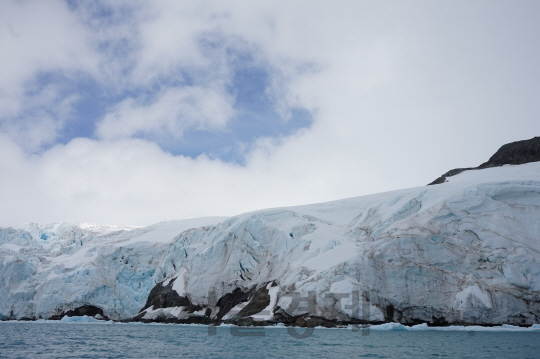지난 달 23일(현지시간) 남극 세종과학기지 인근에 위치한 마리안 소만의 모습. /남극 세종과학기지=강광우기자