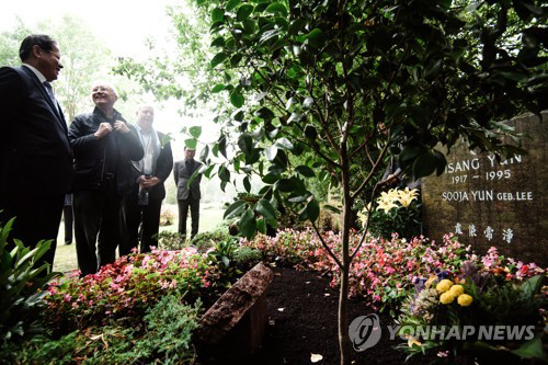 베를린시 윤이상 선생 묘소/연합뉴스