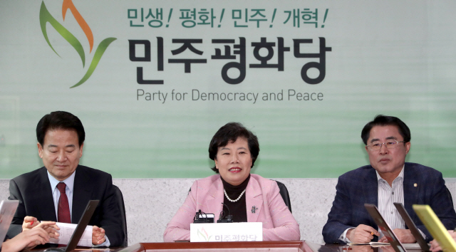 민평당 'GM 군산 공장 폐쇄로 전북 IMF...文 정부도 책임'