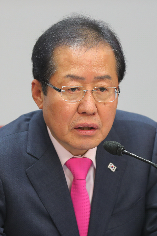 홍준표 '김대중·노무현 정권도 이렇게 후안무치하지 않았다'