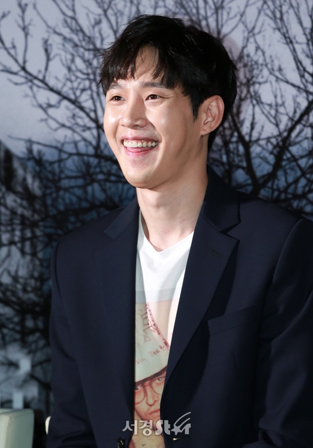 배우 박성훈이 21일 오후 서울 용산구 CGV 용산아이파크몰에서 열린 영화 ‘곤지암’ 프로젝트 발표회에 참석하고 있다.