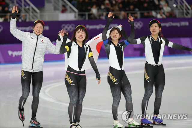 일본 여자 팀추월, 네덜란드 꺾고 금메달…올림픽 신기록 작성