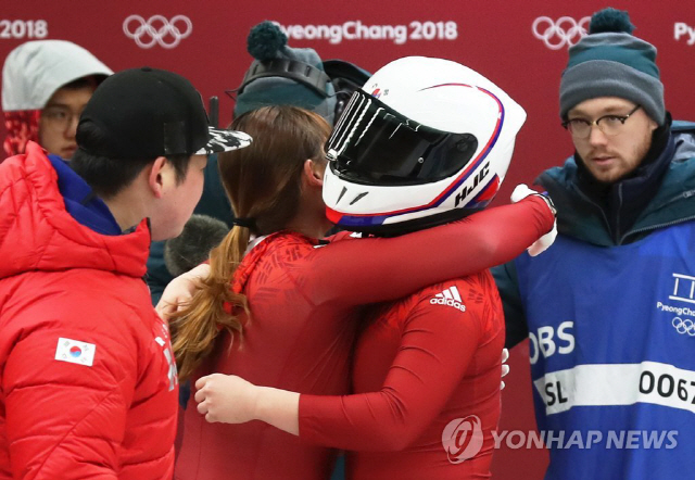 여자 봅슬레이 김유란·김민성, 최종 15위로 마감…독일 금메달