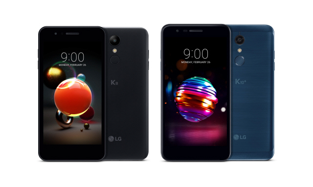 LG전자는 오는 26일부터 나흘간 스페인 바르셀로나에서 열리는 MWC2018에서 보급형 스마트폰 2018년형 ‘K10(왼쪽)’과 ‘K8’을 각각 공개한다. /사진제공=LG전자