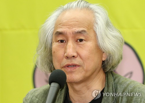 ‘성추행 의혹’ 박재동 “피해자에 용서 구해…자숙의 시간 갖겠다”