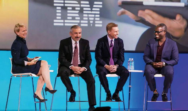 IBM THINK 행사에 참석한 해리엇 그린(왼쪽).