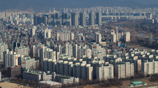 강남 일대의 아파트 단지 모습./연합뉴스