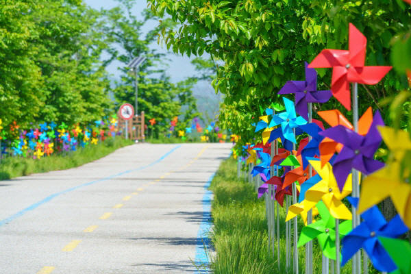 익산 성당포구 용안바람개비길 [사진=트렉바이시클코리아]