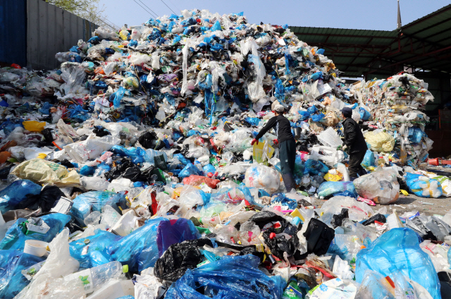 정상수거 지침에도 재활용쓰레기 혼란 지속