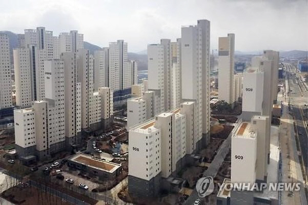 서울 중소형 아파트 실거래가 8년만에 최고 · 13% 넘게 올라