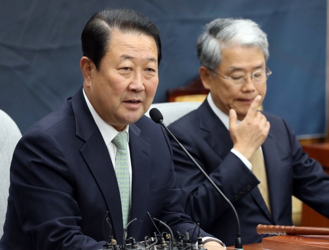 박주선 '드루킹 사건, 文정권 정통성 의문 제기 여론 확산'