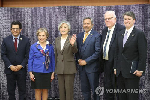 강경화 “북미정상회담 성공 위해 한미 외교력 집중해야 할 때”